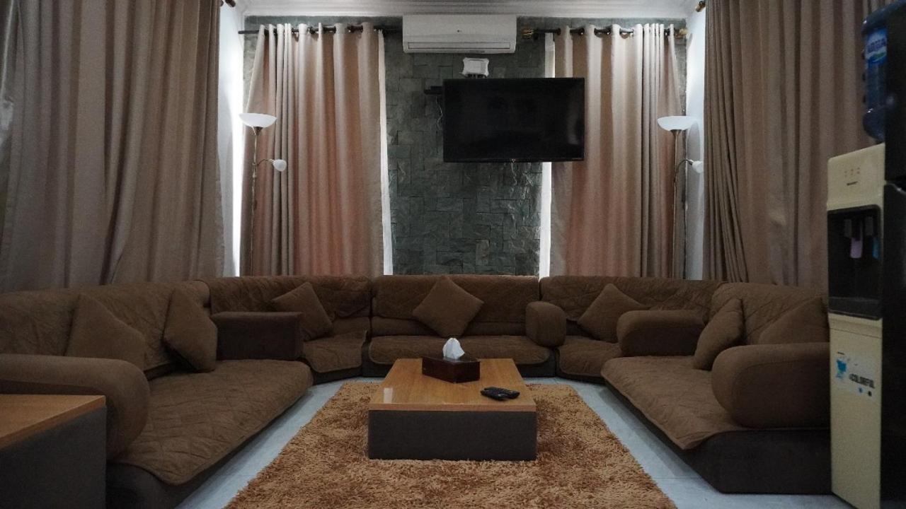 Villa Diyar M4/12 Puncak