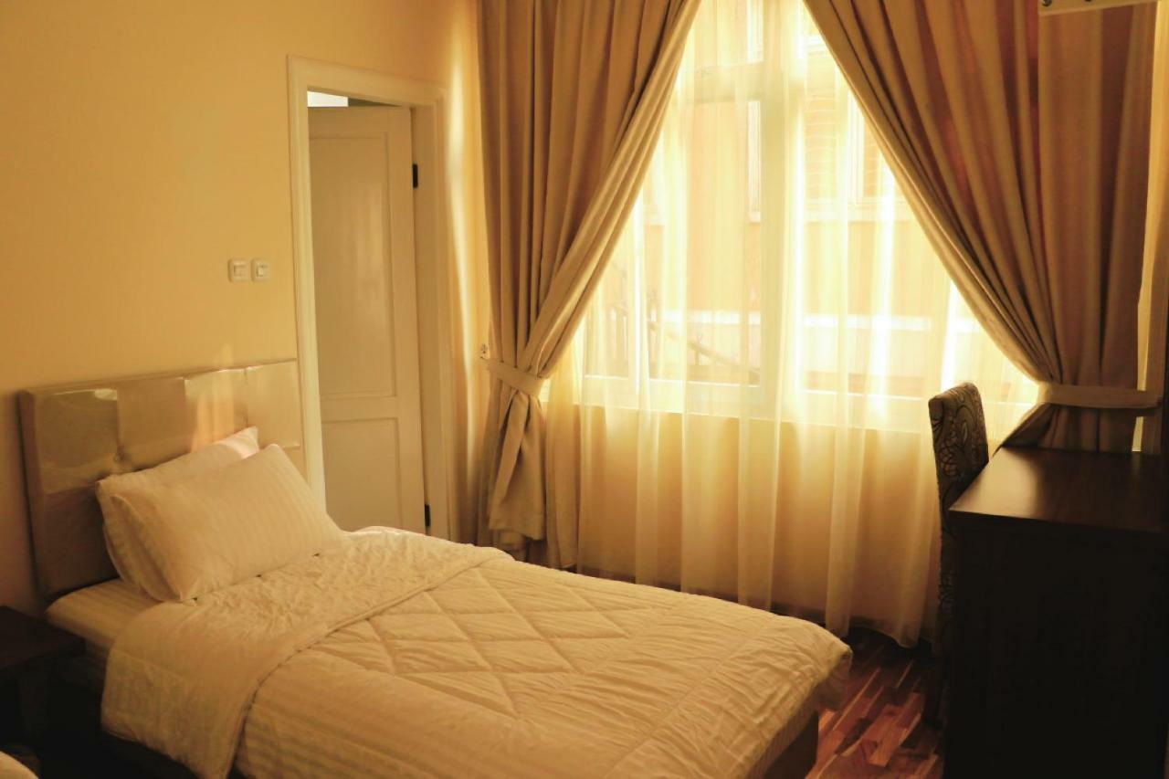 Diyar M4/12 Villa Puncak